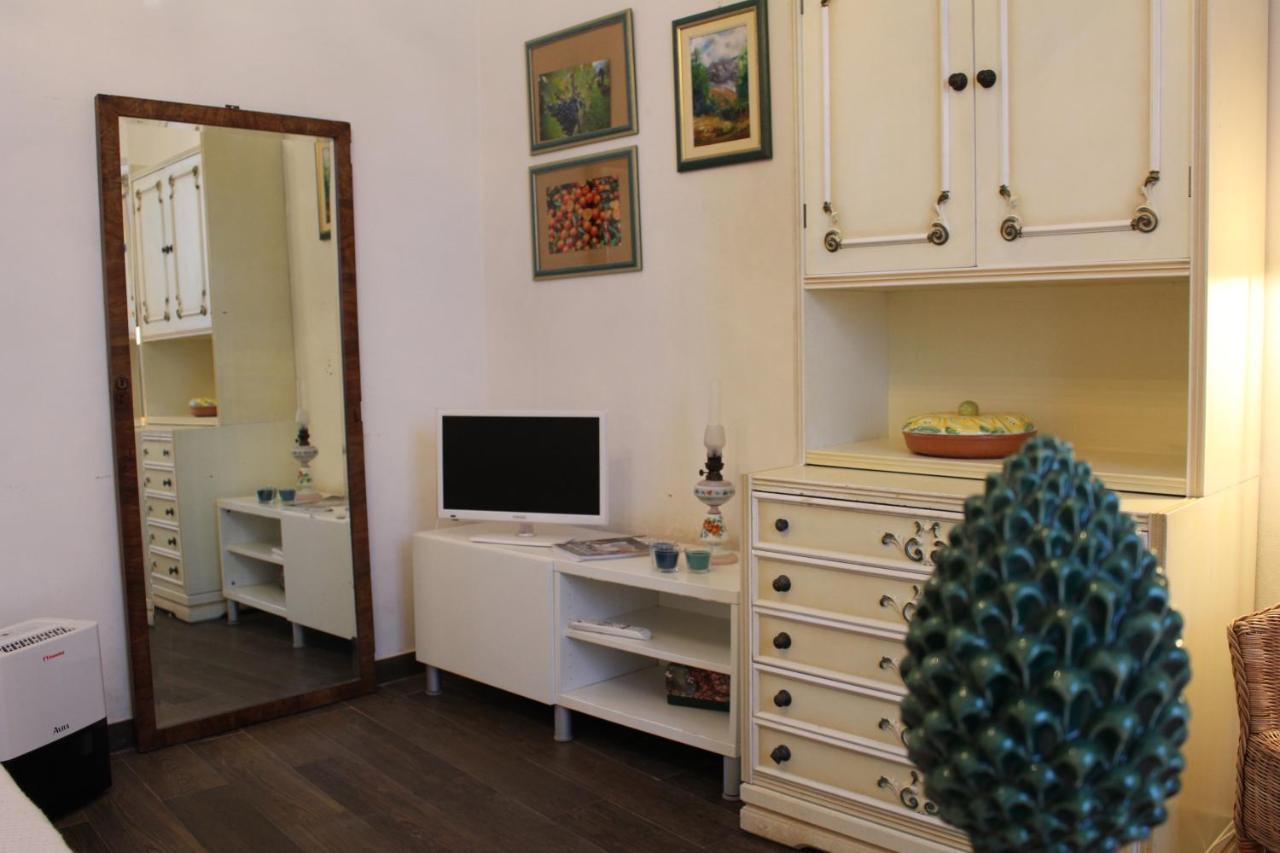 Dimora Del Pero Villa Палацоло Акрейде Екстериор снимка
