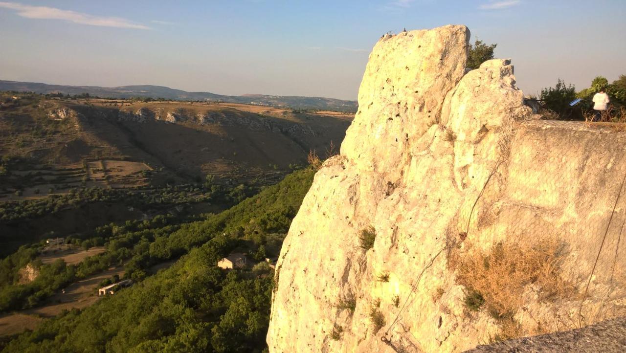 Dimora Del Pero Villa Палацоло Акрейде Екстериор снимка